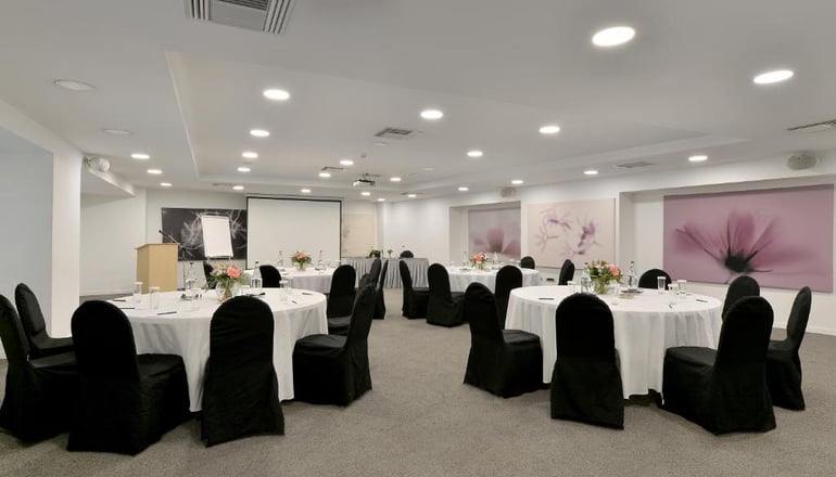 4* Athenaeum Grand hotel