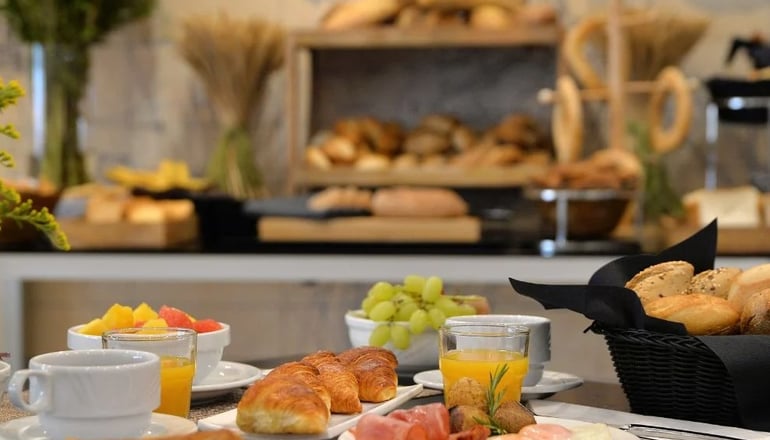 4* Athenaeum Grand hotel