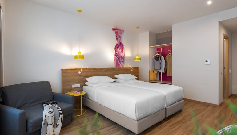 4* Ibis Styles Athens Routes