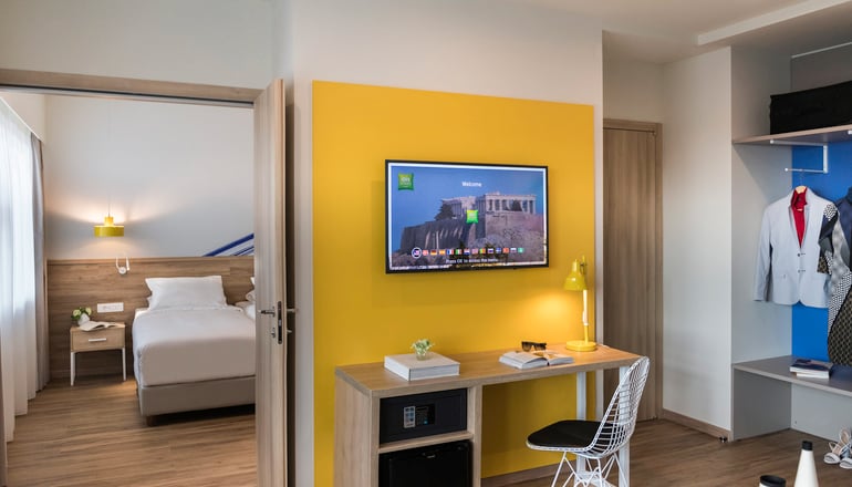 4* Ibis Styles Athens Routes