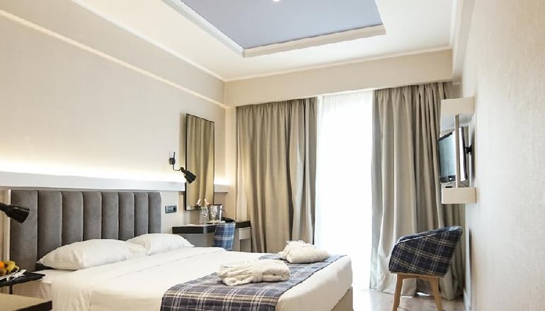 4* Athens Cypria Hotel