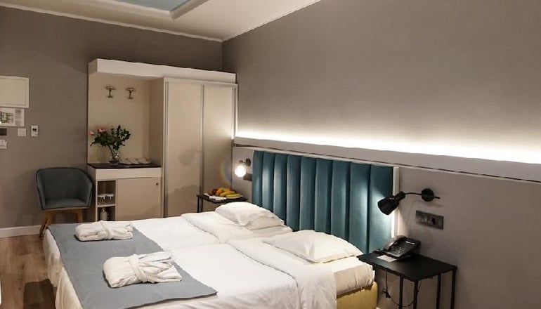 4* Athens Cypria Hotel