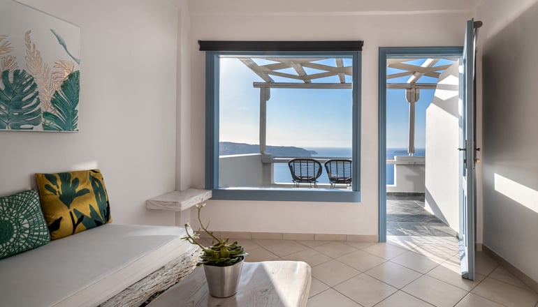 4* Athermi Suites - Μεγαλοχώρι, Σαντορίνη