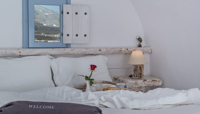 4* Athermi Suites - Μεγαλοχώρι, Σαντορίνη