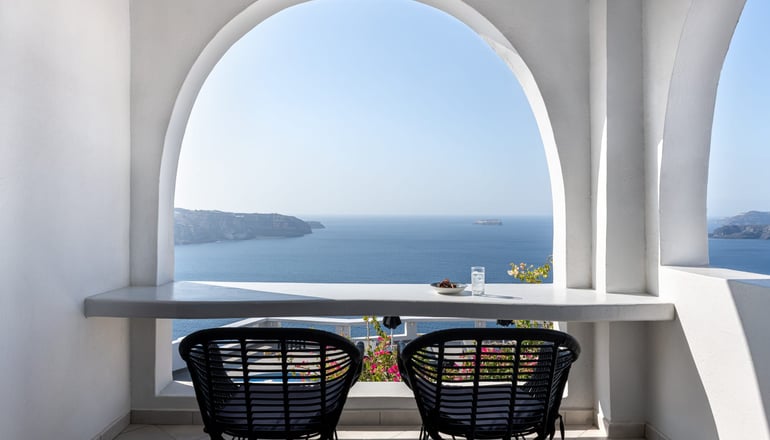 4* Athermi Suites - Μεγαλοχώρι, Σαντορίνη