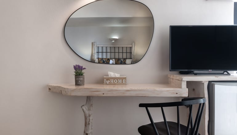 4* Athermi Suites - Μεγαλοχώρι, Σαντορίνη