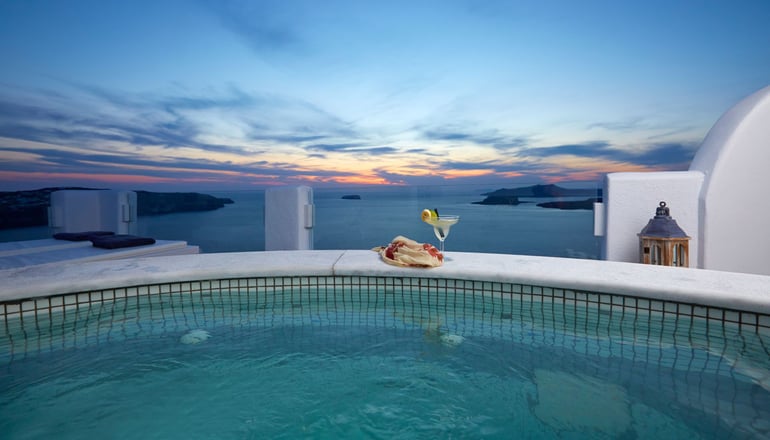 4* Athermi Suites - Μεγαλοχώρι, Σαντορίνη