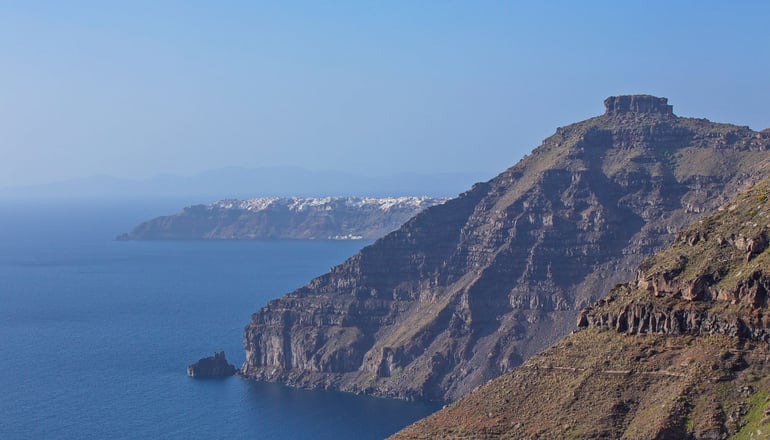 4* Atlantis Hotel Santorini