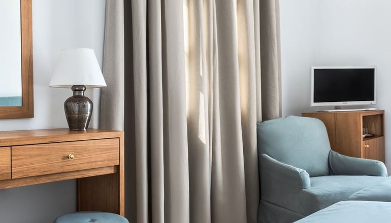 4* Atlantis Hotel Santorini