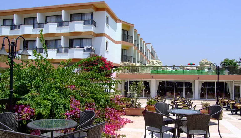 4* Avlida Hotel