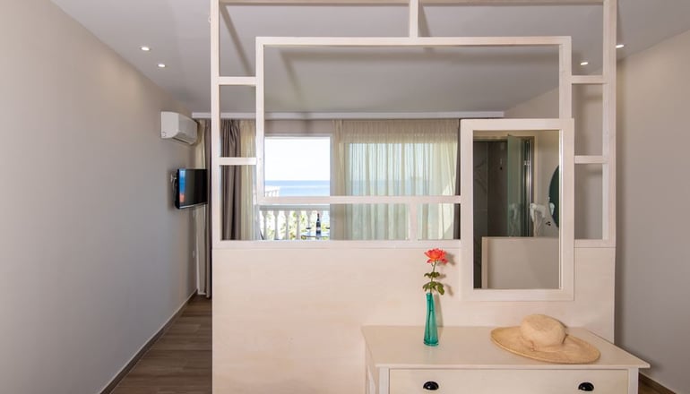 4* Belussi Beach Hotel & Suites - Δροσιά, Ζάκυνθος