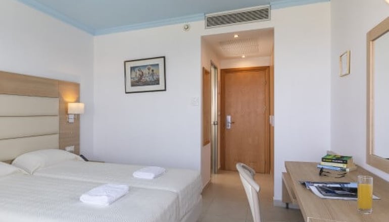 4* Blue Horizon Hotel