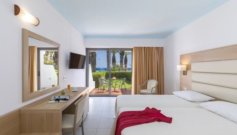 4* Blue Horizon Hotel