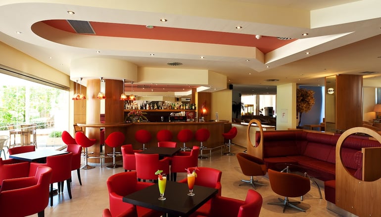 4* Blue Horizon Hotel