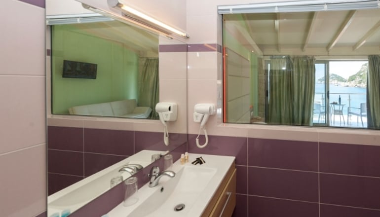 4* Blue Princess Beach Hotel and Suites