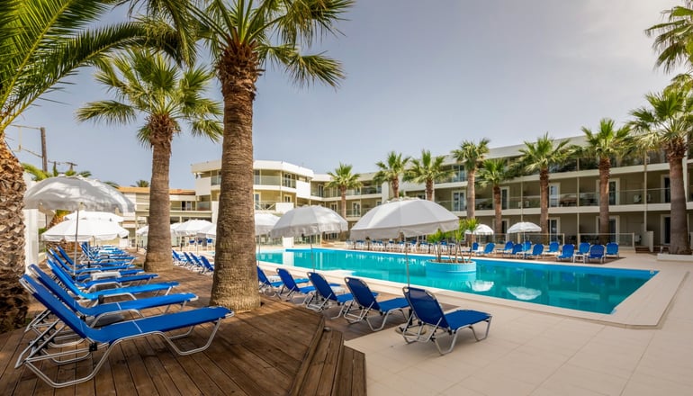 4* Cameo Beach Resort