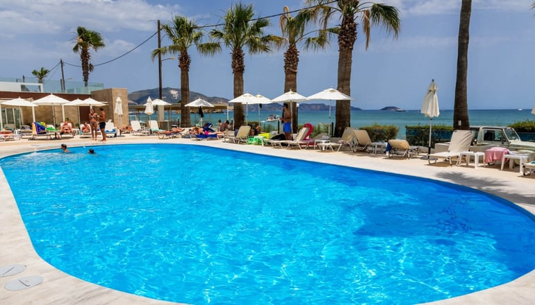 4* Cameo Beach Resort