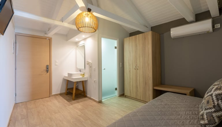 4* Cameo Beach Resort