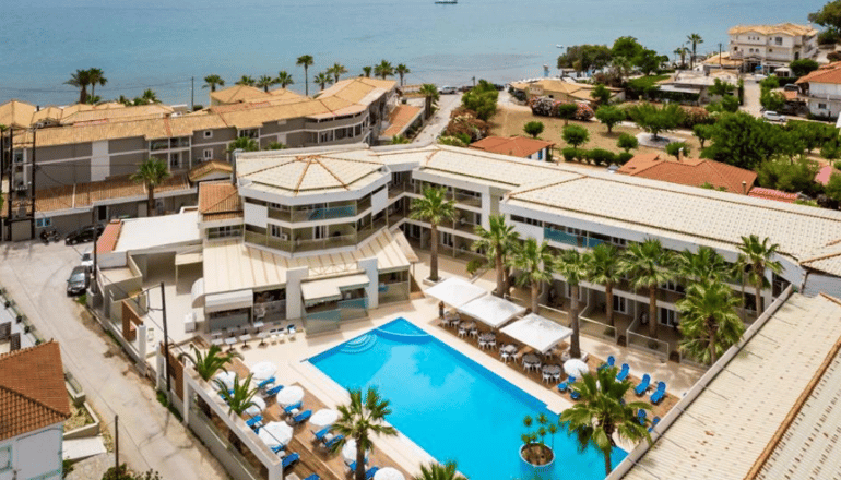 4* Cameo Beach Resort