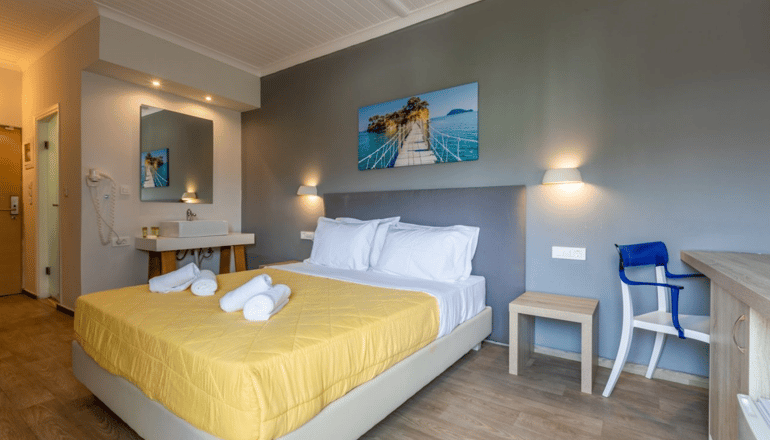 4* Cameo Beach Resort