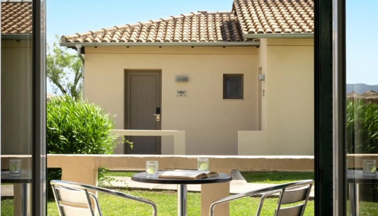 4* Canvas by Mitsis Messonghi - Μωραΐτικα, Κέρκυρα