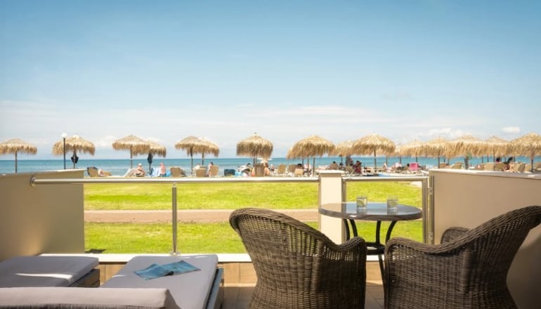 4* Canvas by Mitsis Messonghi - Μωραΐτικα, Κέρκυρα