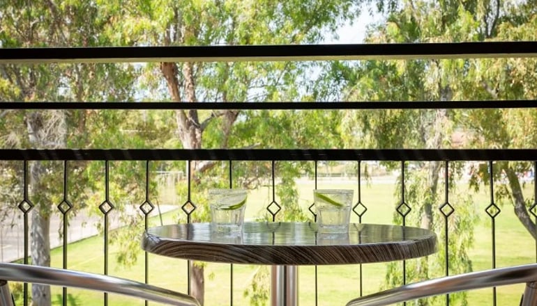 4* Canvas by Mitsis Messonghi - Μωραΐτικα, Κέρκυρα