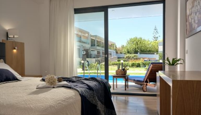 4* Cavo Orient Beach Hotel
