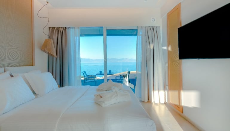 4* Colonides Beach Hotel