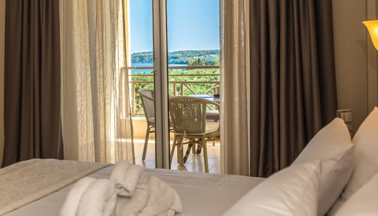 4* Colonides Beach Hotel