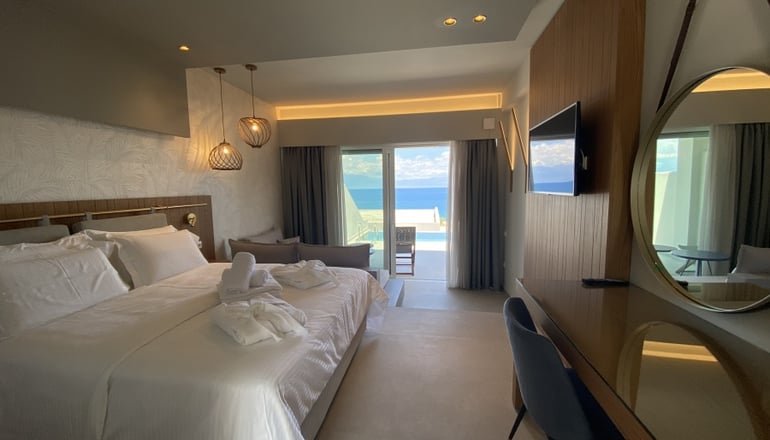 4* Colonides Beach Hotel