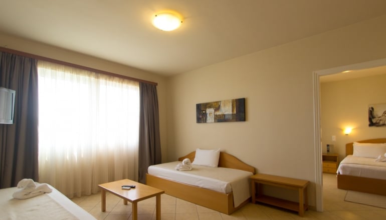 4* Colonides Beach Hotel