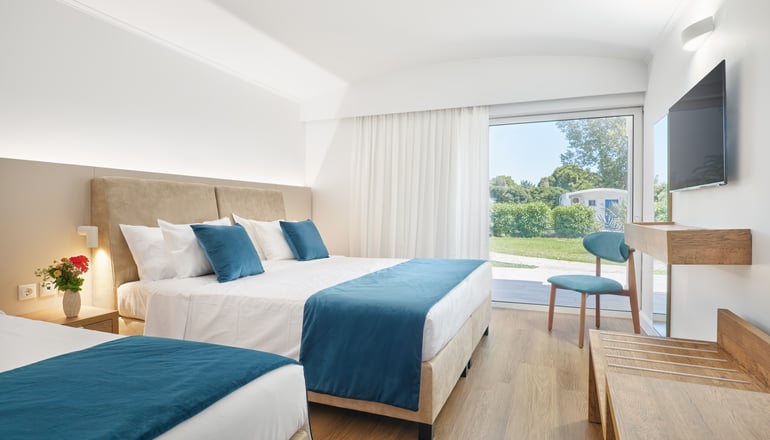 4* Comer Kinetta Beach  - Κινέτα