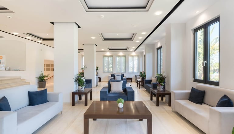 4* Crystal Beach Hotel