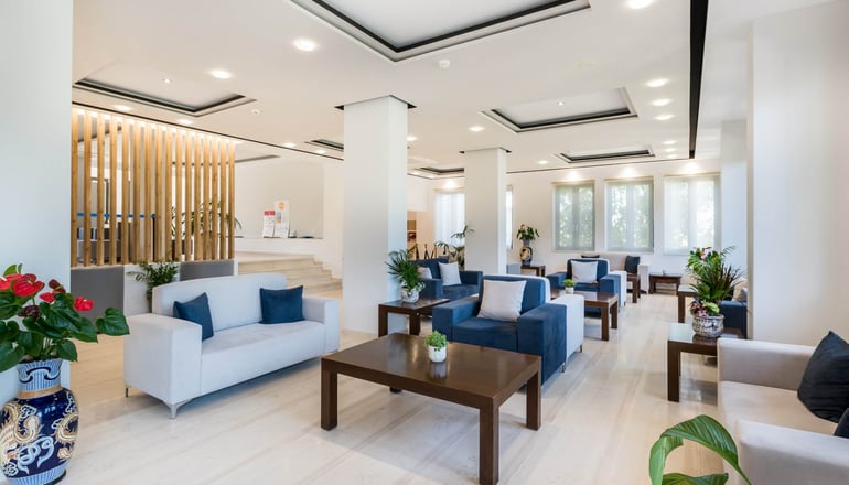 4* Crystal Beach Hotel