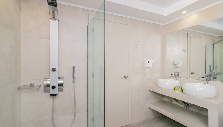 4* Crystal Beach Hotel