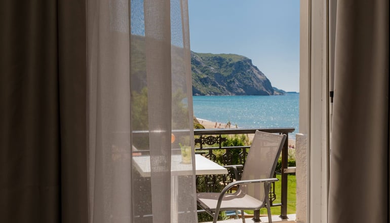 4* Crystal Beach Hotel