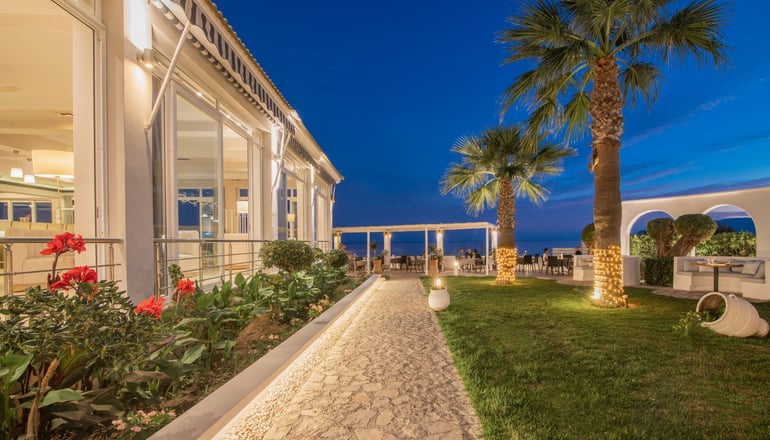 4* Crystal Beach Hotel