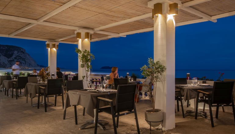 4* Crystal Beach Hotel