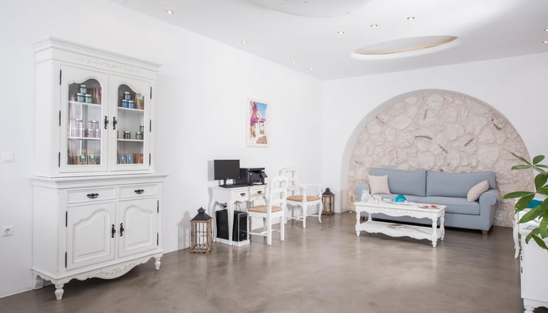 4* Cycladic Islands Hotel & Spa