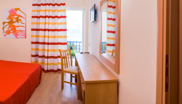 4* Delphi Beach Hotel