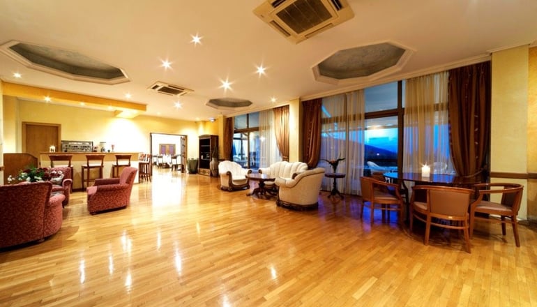 4* Delphi Palace