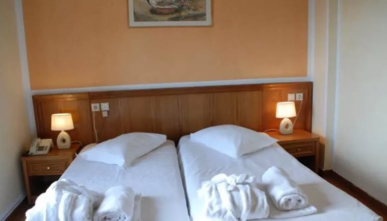 4* Delphi Palace