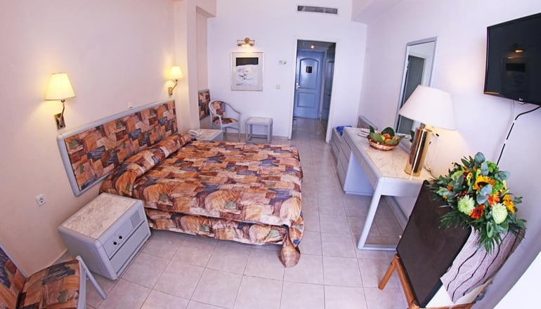 4* Olympos Beach Hotel