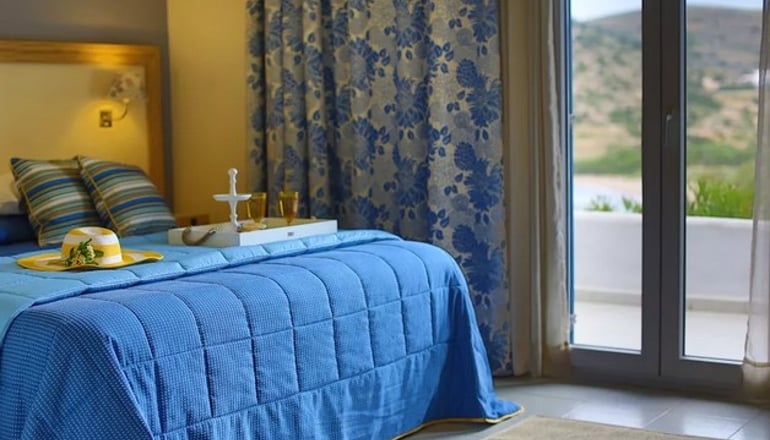 4* Dolphin Bay Seaside Resort & Suites - Γαλησσάς, Σύρος