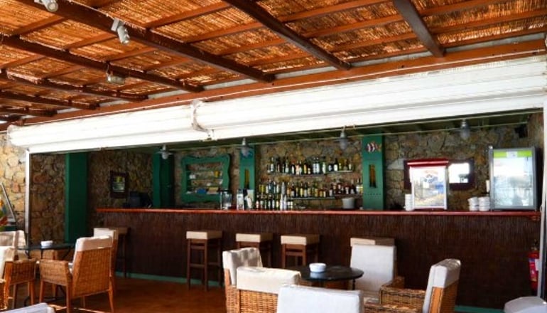 4* Dolphin Bay Seaside Resort & Suites - Γαλησσάς, Σύρος