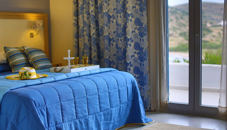 4* Dolphin Bay Seaside Resort & Suites