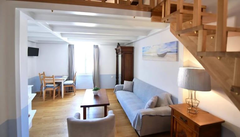 4* Douskos Guest House - Ύδρα