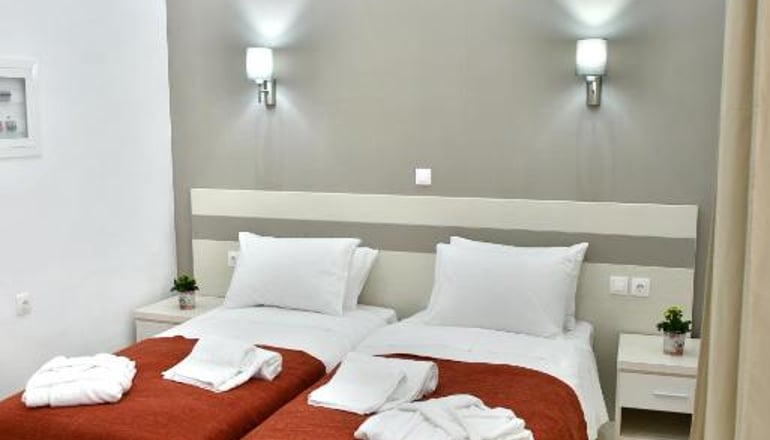 4* Douskos Port House - Ύδρα