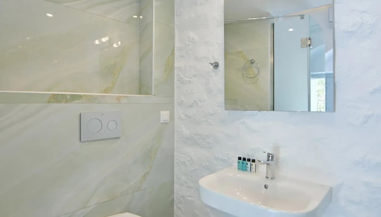 Douskos Citrus Apartments - Ύδρα